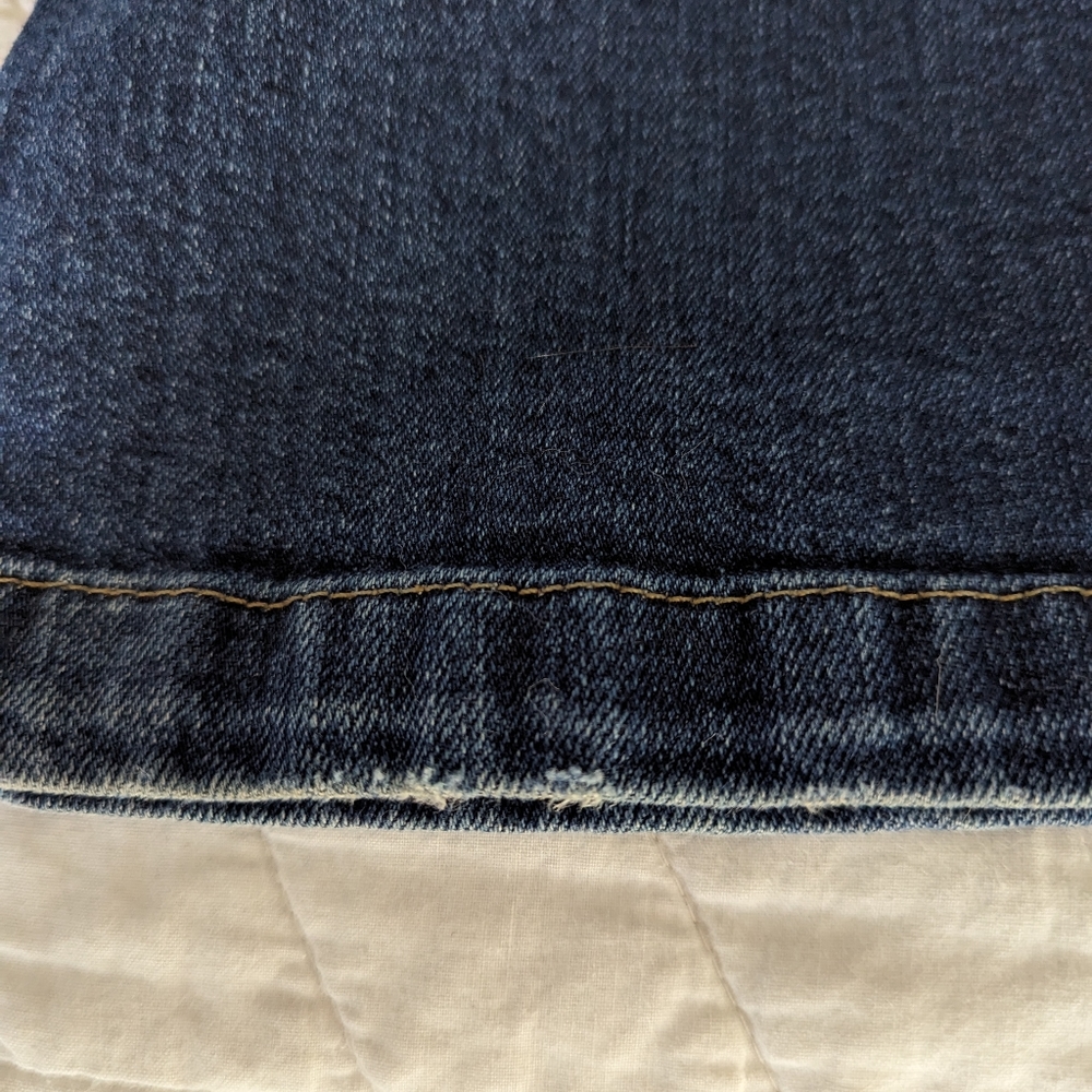 Gap Authentic Flare Jeans - Picture 2 of 3